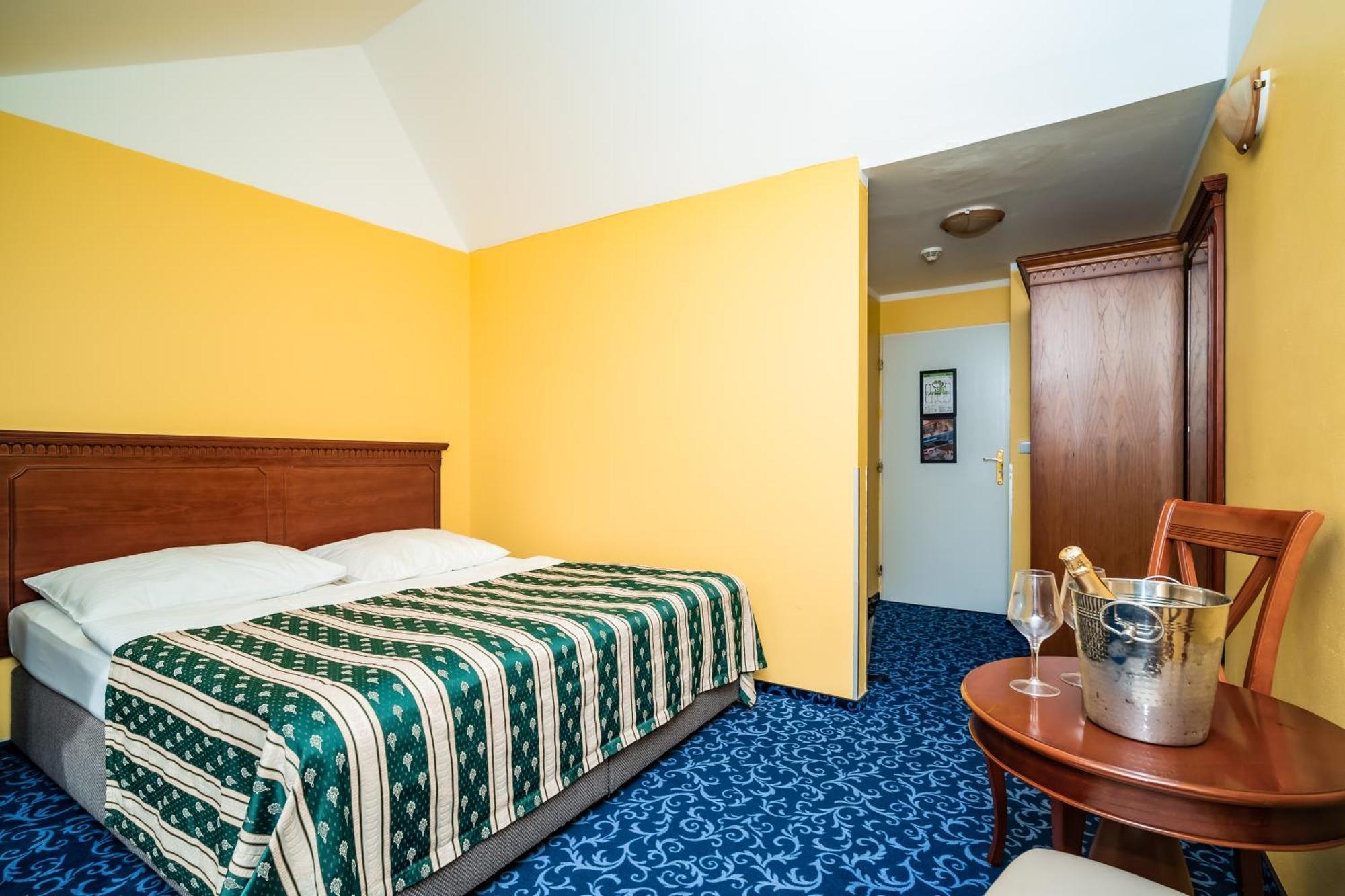 Hotel Otakar Prague Ngoại thất bức ảnh